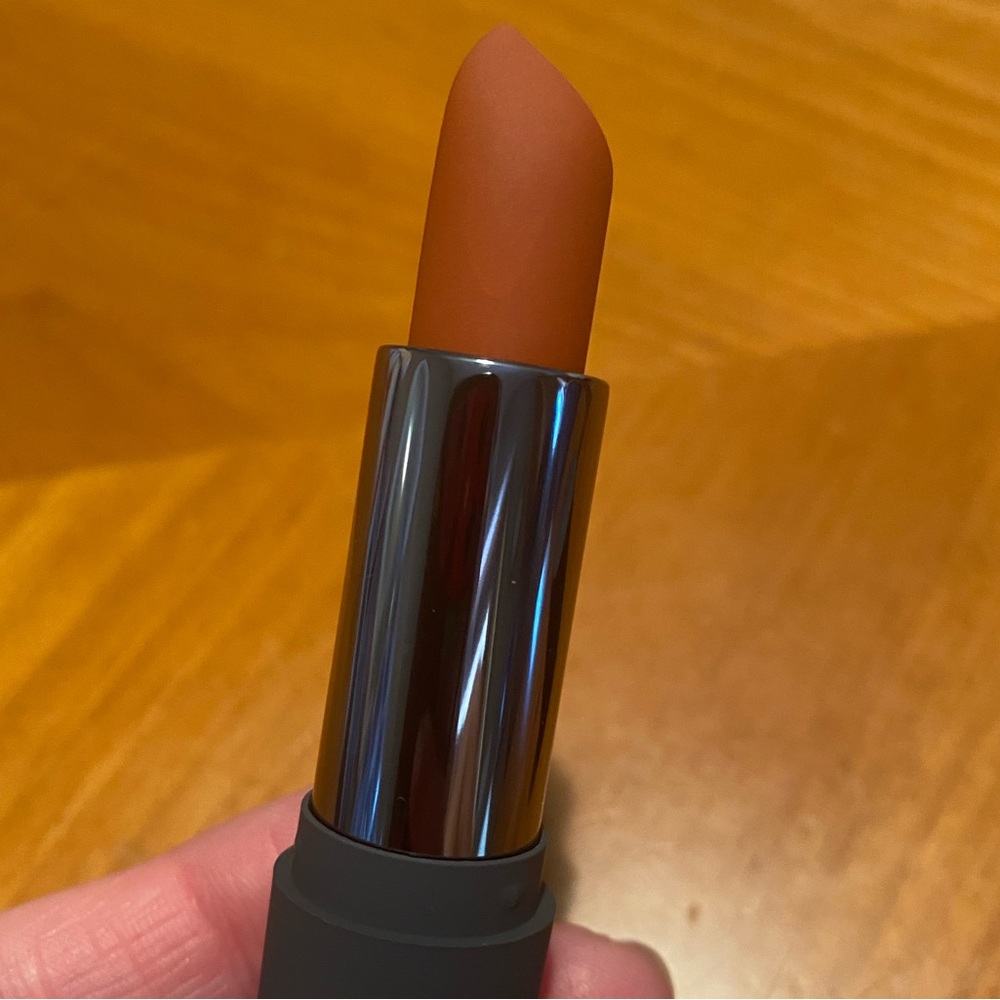 Bite Beauty Power Move Soft Matte Lipstick Harissa - Picture 10 of 16
